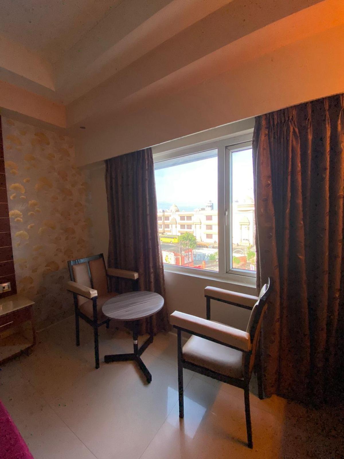 Maya Residency Tiruchirappalli Extérieur photo