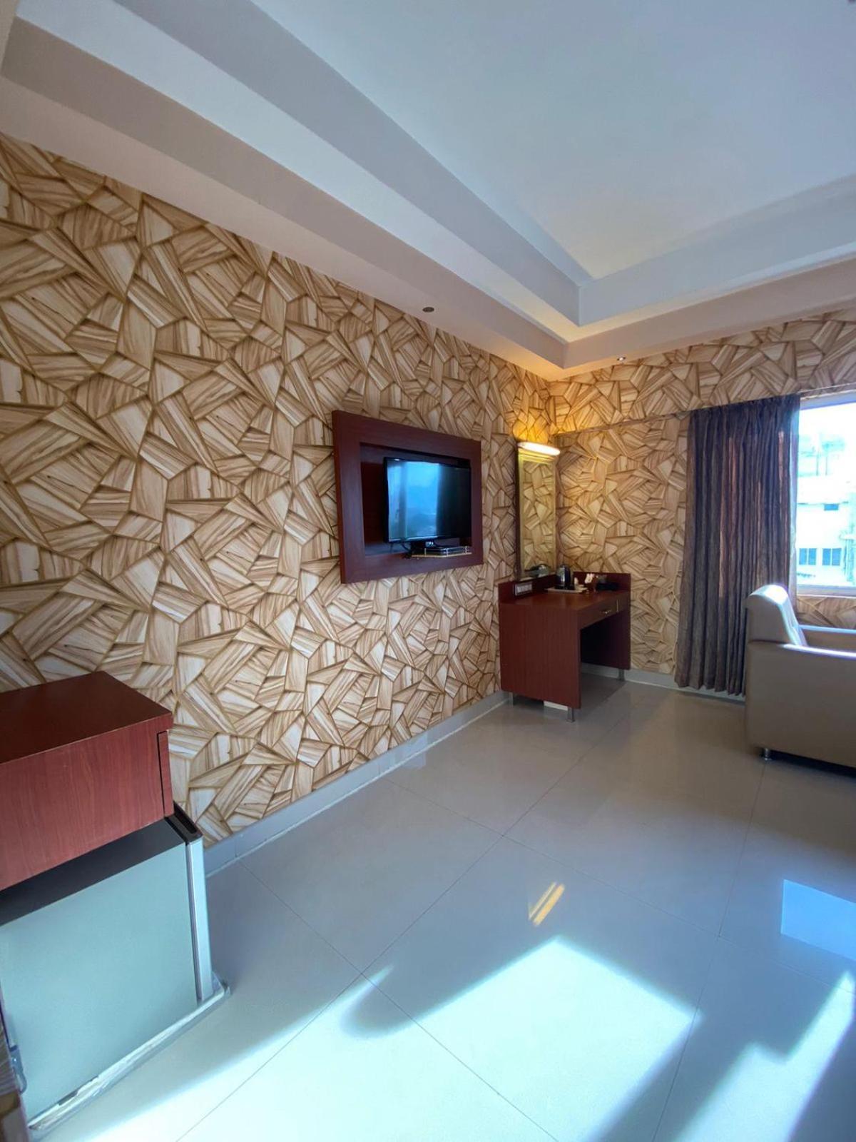 Maya Residency Tiruchirappalli Extérieur photo
