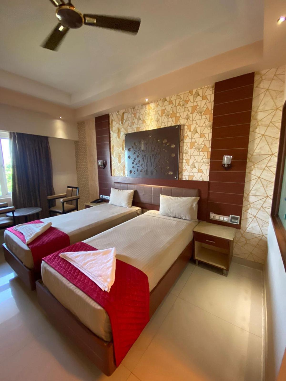 Maya Residency Tiruchirappalli Extérieur photo