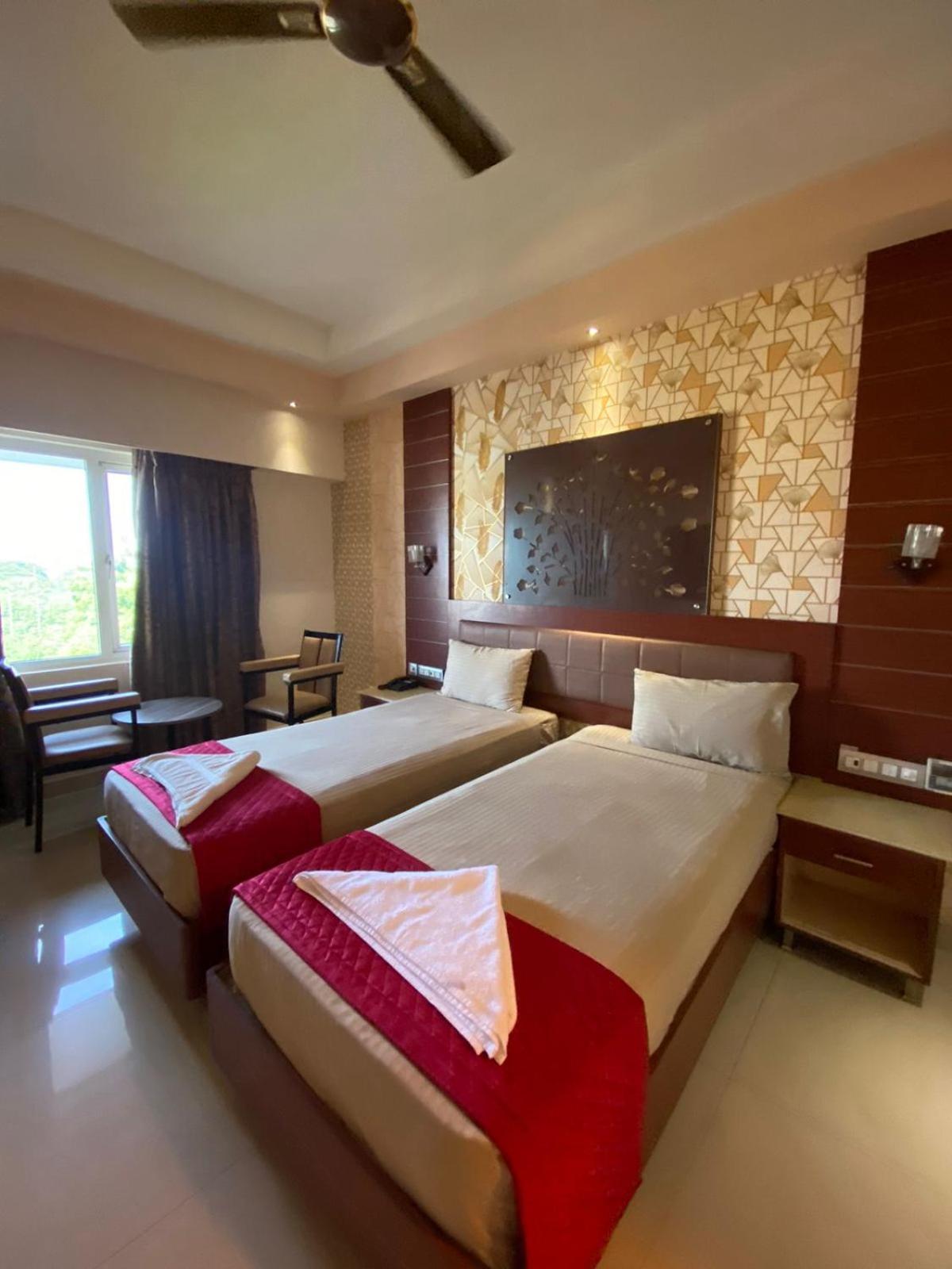 Maya Residency Tiruchirappalli Extérieur photo