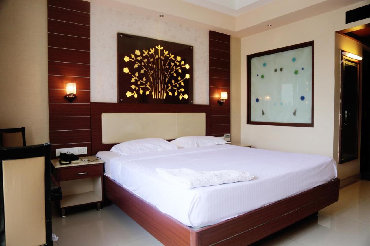 Maya Residency Tiruchirappalli Extérieur photo